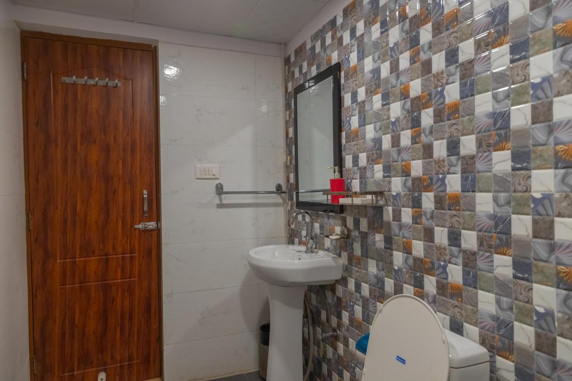 Hotel Sethi Legacy Haridwār المظهر الخارجي الصورة